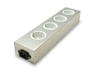 Oyaide MTS - 4 Steckdosen